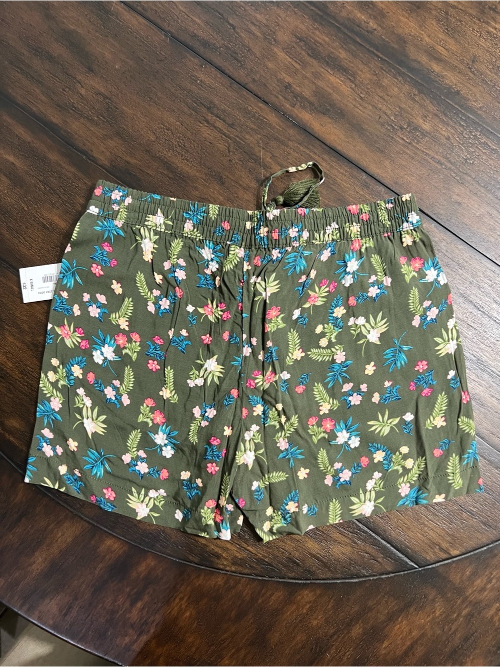 ANA Women’s Size XS - 2 Pairs Shorts Elastic Waist Summer Ready Floral Print - Picture 5 of 5